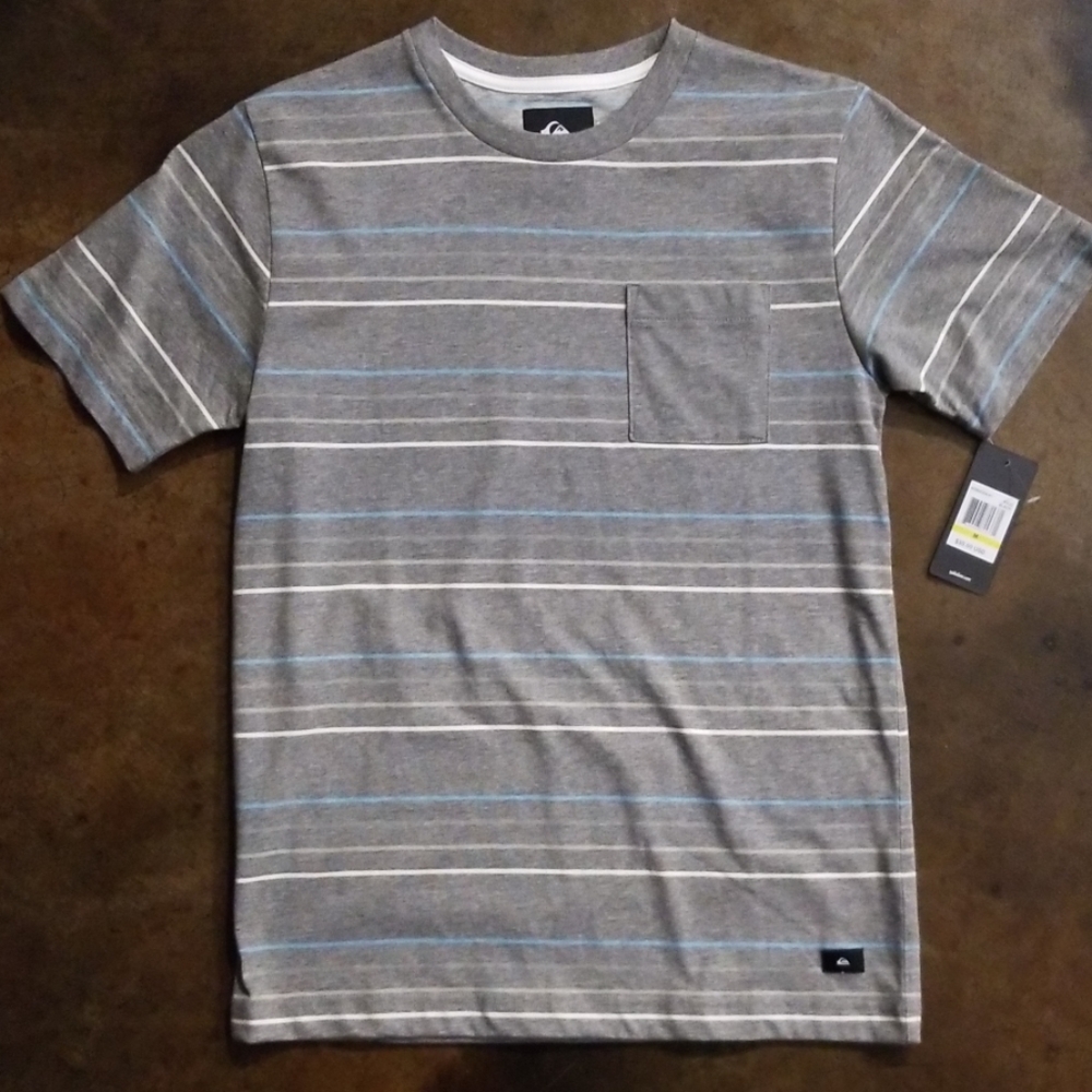 Quicksilver Boys T-shirt, Size M